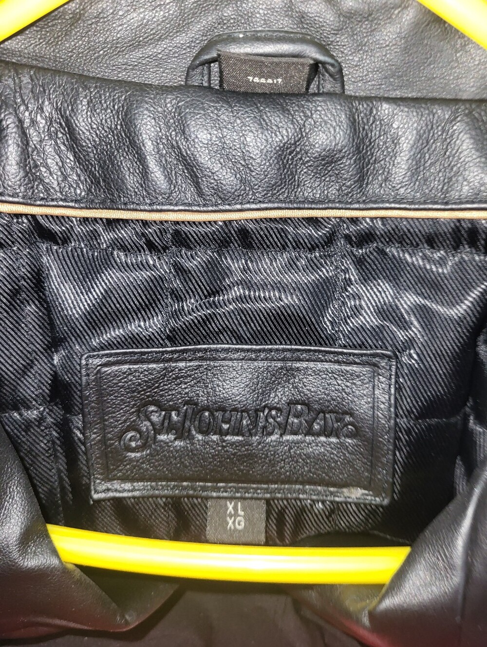 ST JOHN'S BAY Men's Leather Black Jacket, Size XL